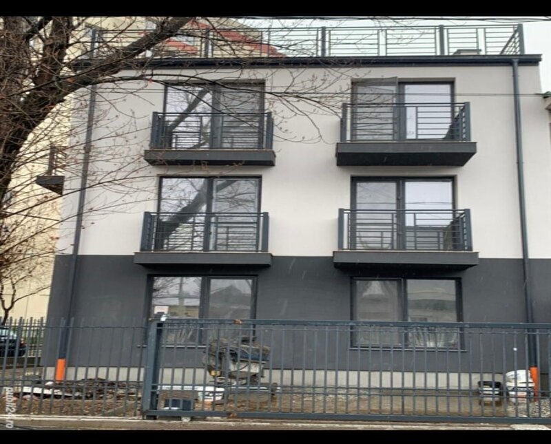 Bd. Al. Obregia casa p+3, proprietate versatila, comision 0