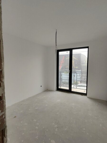 Bd. Al. Obregia casa p+3, proprietate versatila, comision 0